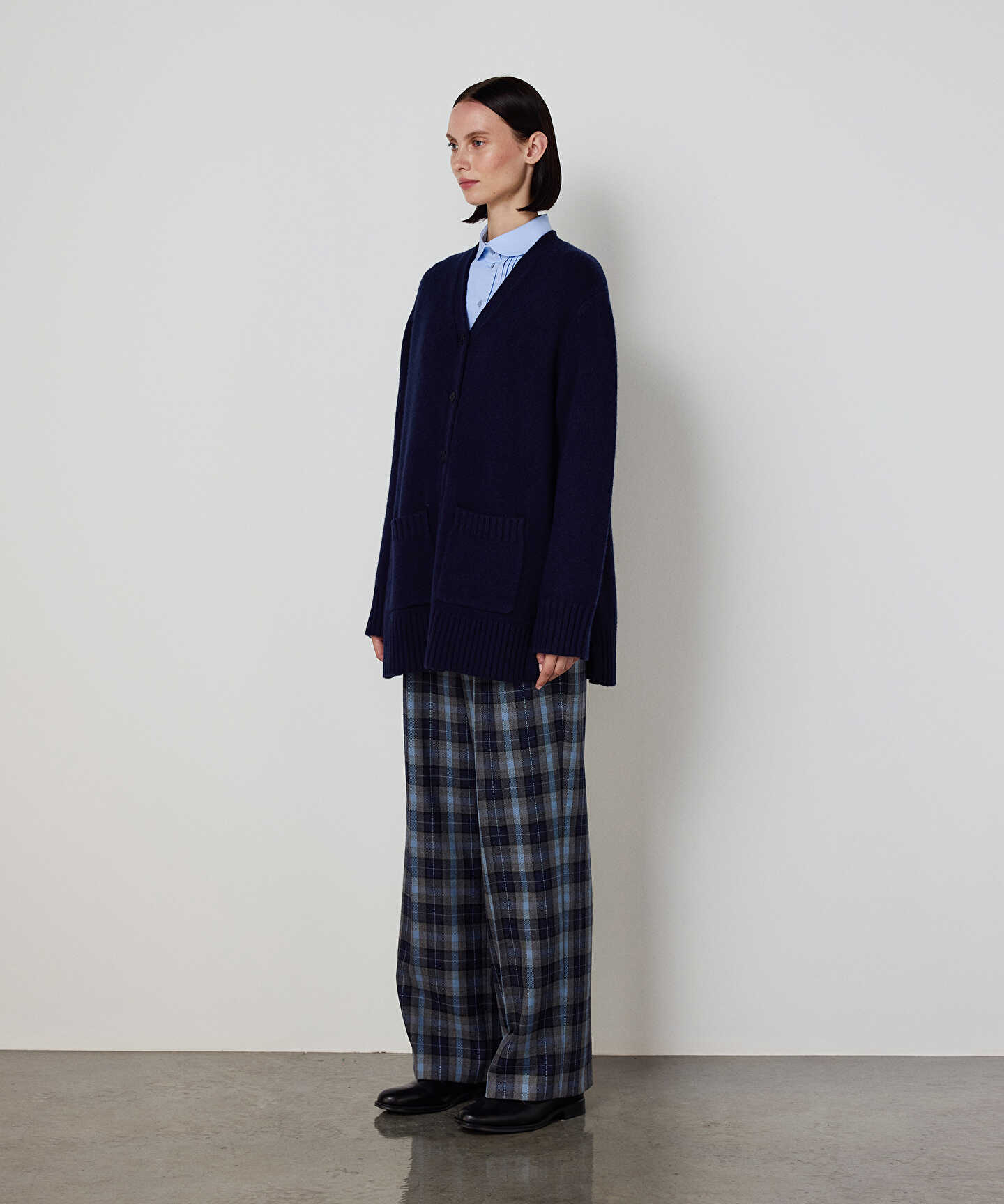 OVERSIZE V YAKA TRİKO HIRKA 