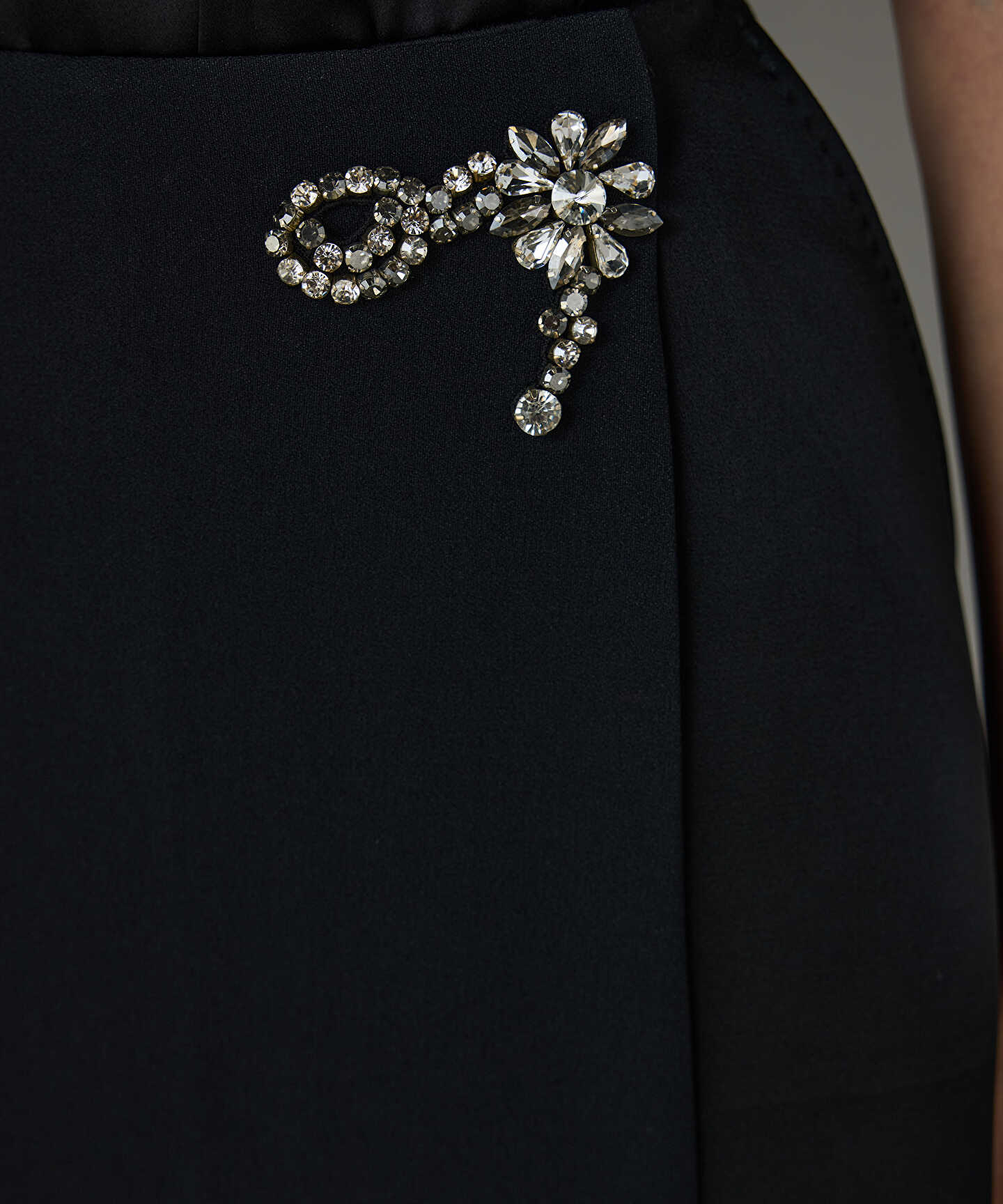 STRASS TAŞ İŞLEMELİ MİDİ ETEK