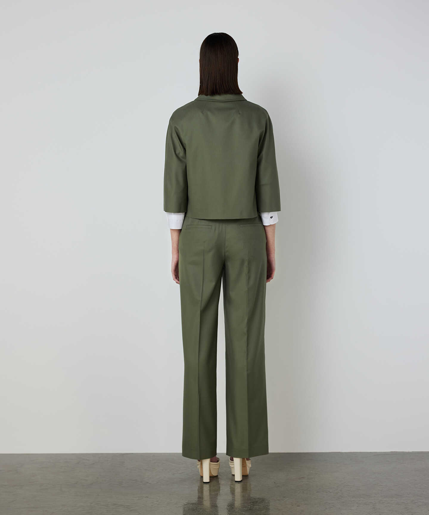 ASİMETRİK CEP KAPAKLI YÜN CEKET