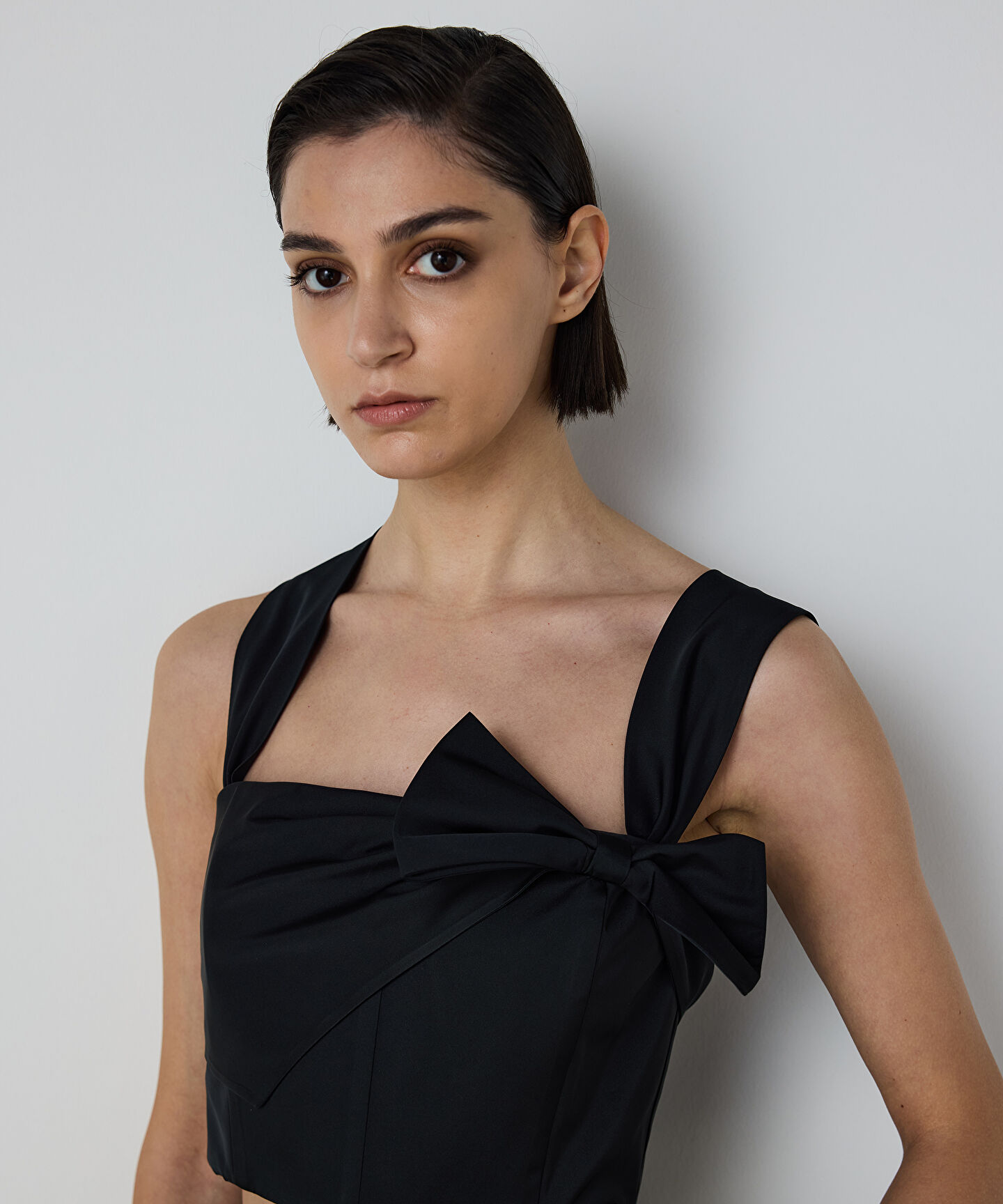FİYONKLU CROP BLUZ