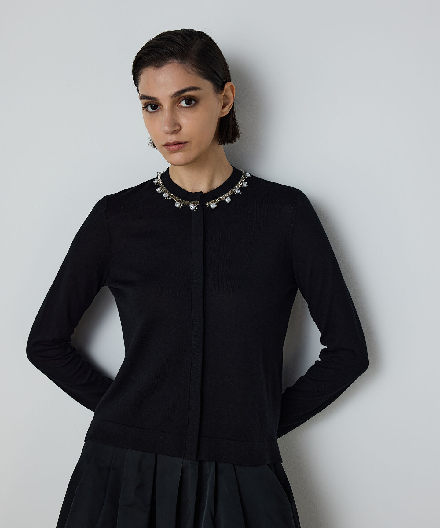 İNCİ VE STRASS TAŞ İŞLEMELİ HIRKA
