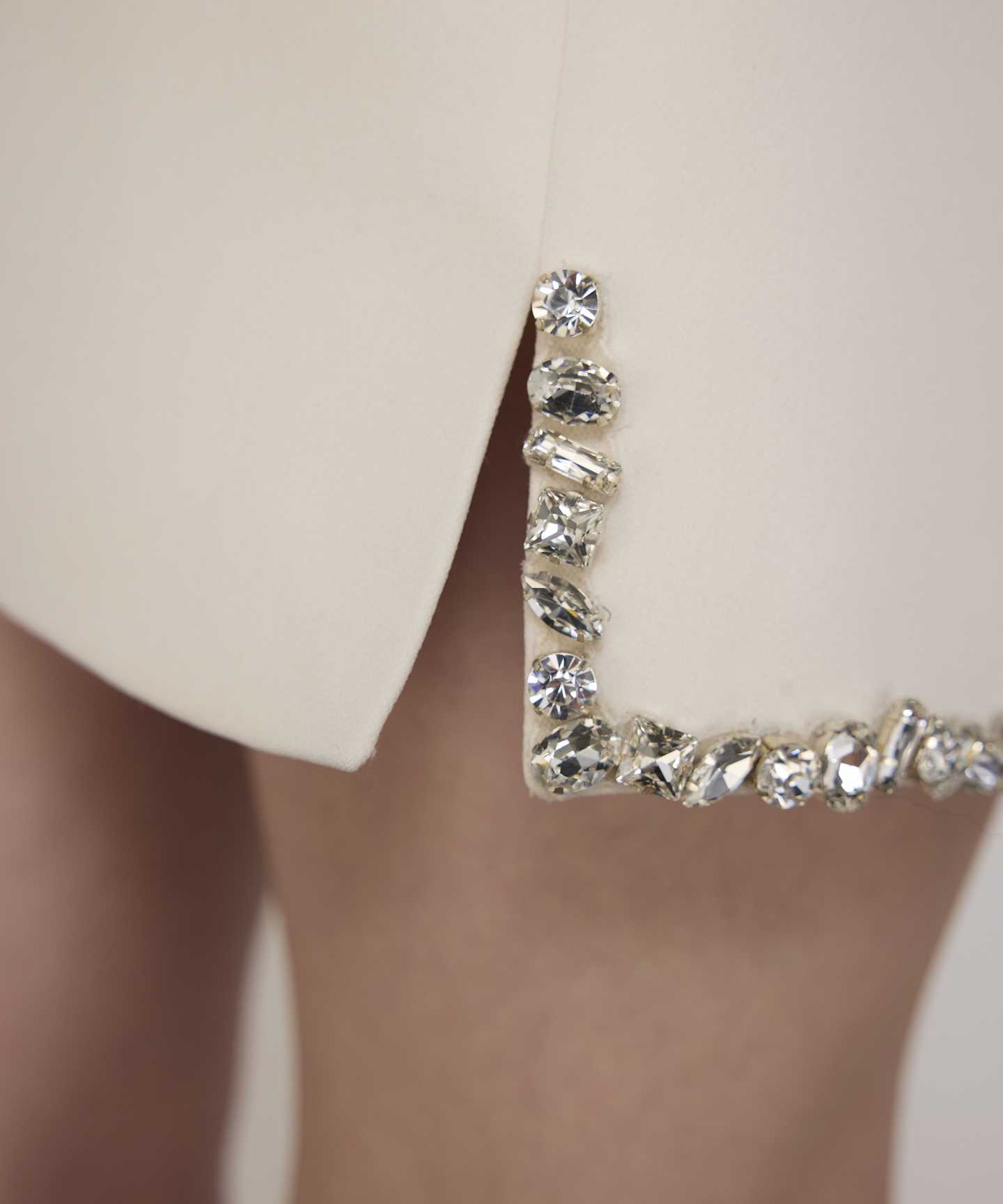 STRASS TAŞ İŞLEMELİ ETEK