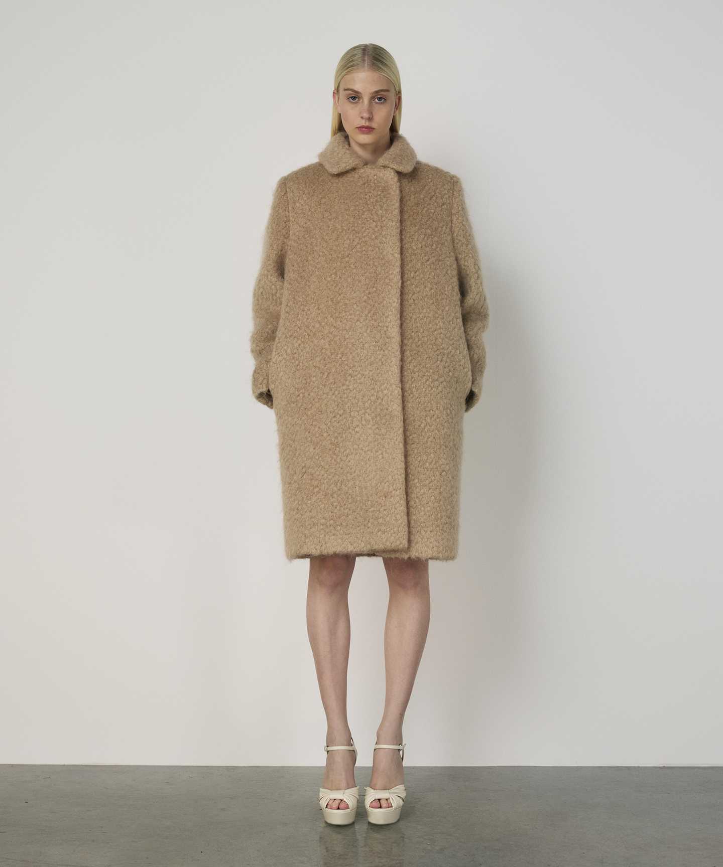MOHAIR VE YÜN KARIŞIMLI KABAN
