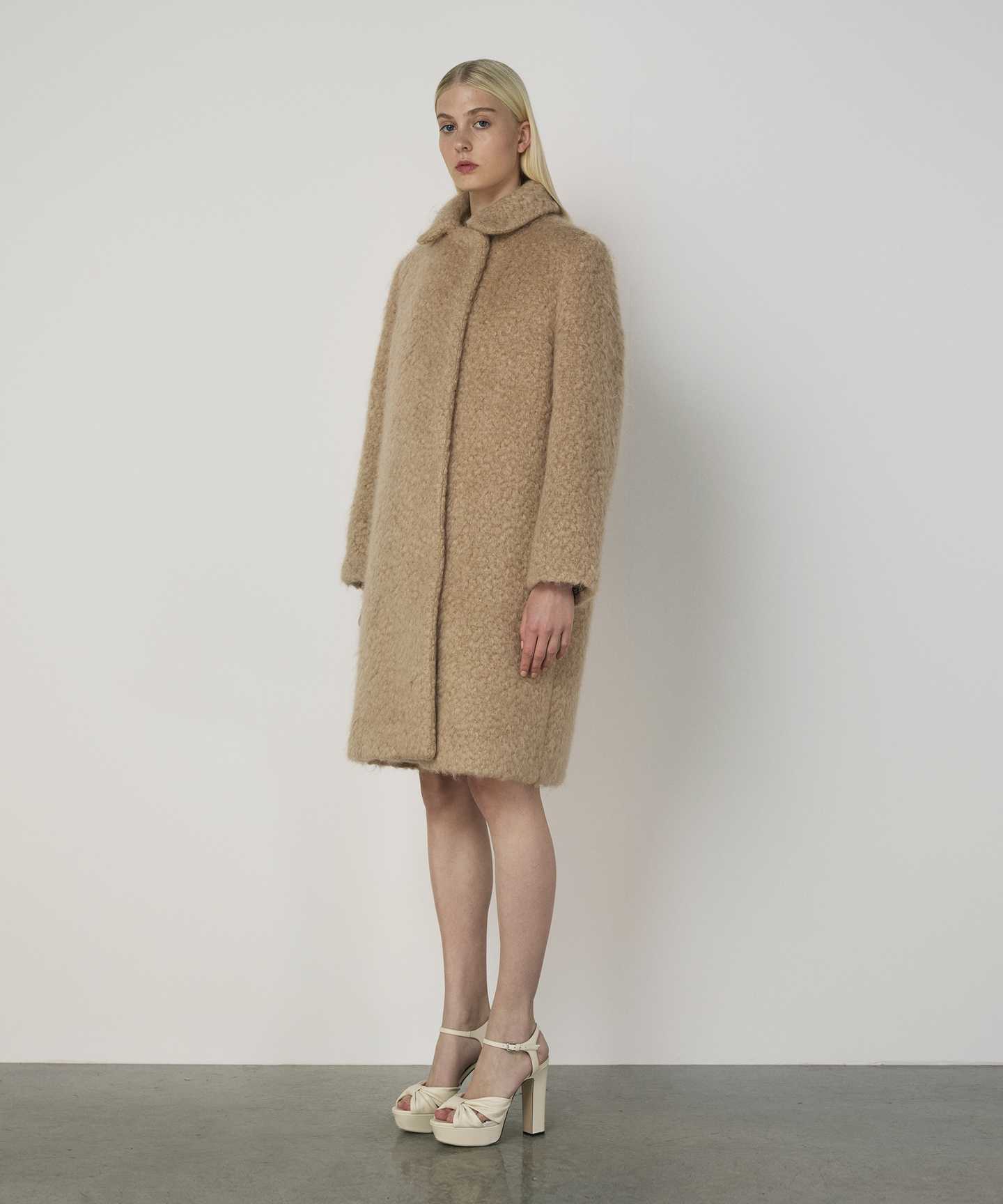MOHAIR VE YÜN KARIŞIMLI KABAN