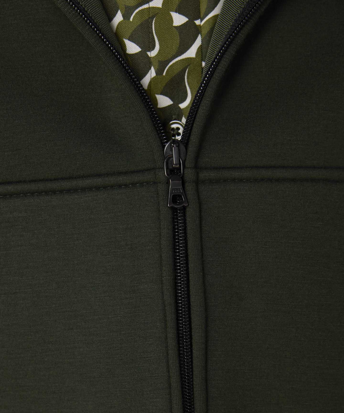 KONTRAST MANŞETLİ SWEATSHIRT