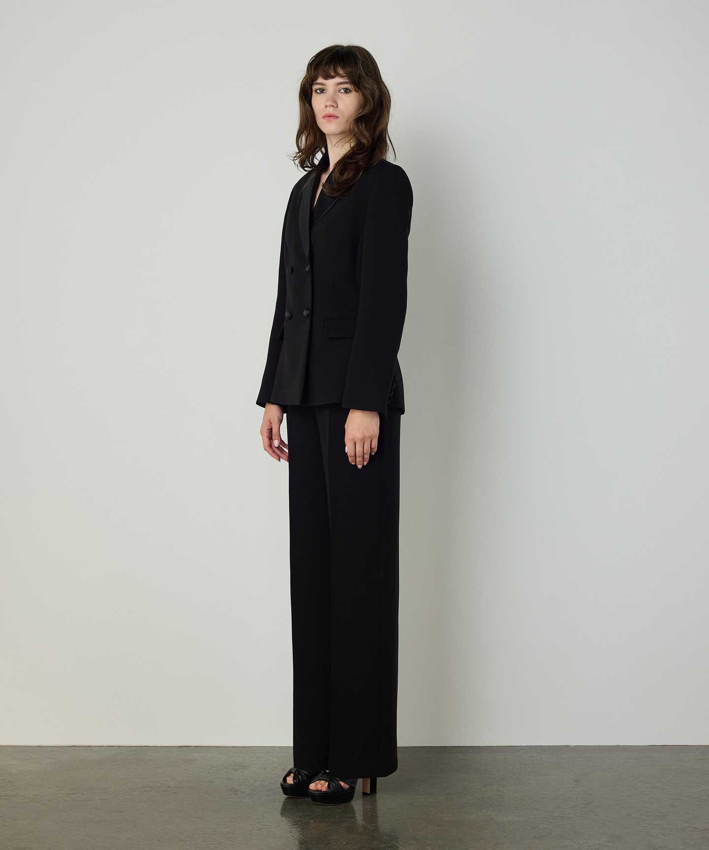 KONTRAST YAKA KRUVAZE BLAZER 