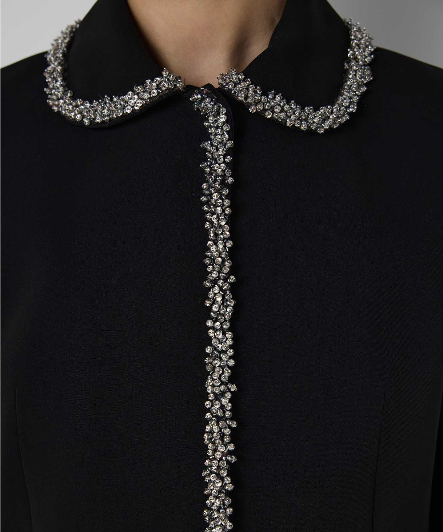 STRASS TAŞ İŞLEMELİ KREP CEKET
