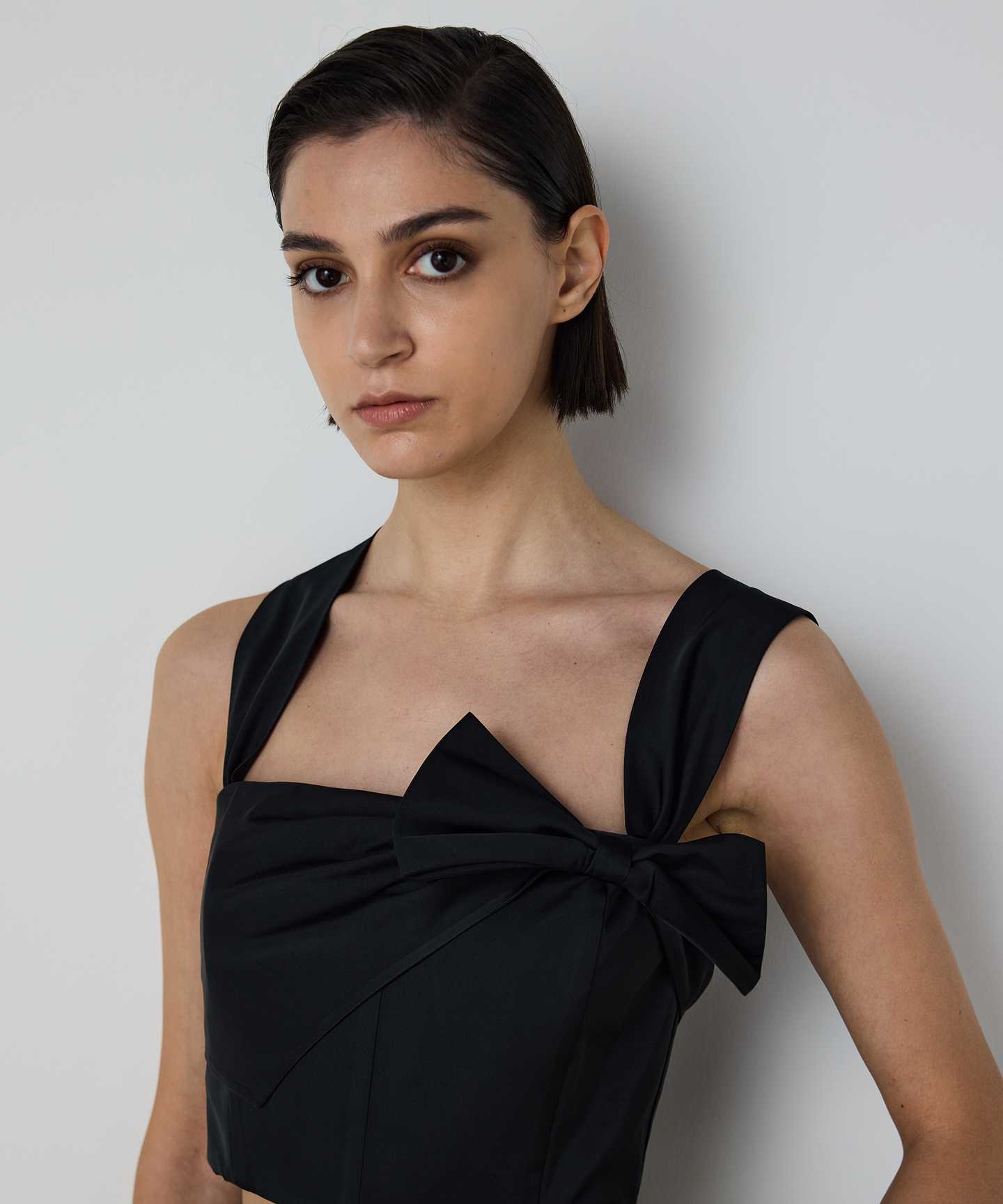 FİYONKLU CROP BLUZ