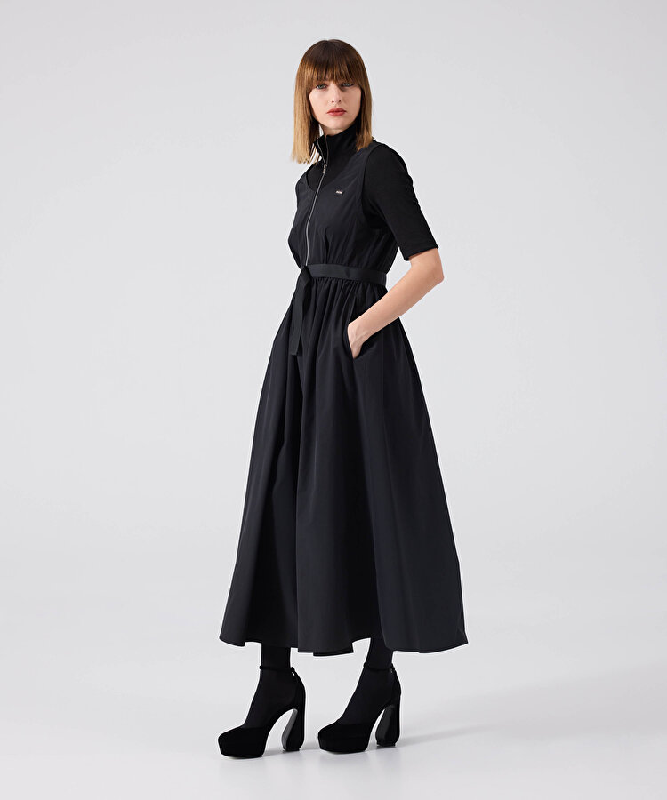 Triko mix kuşaklı elbise