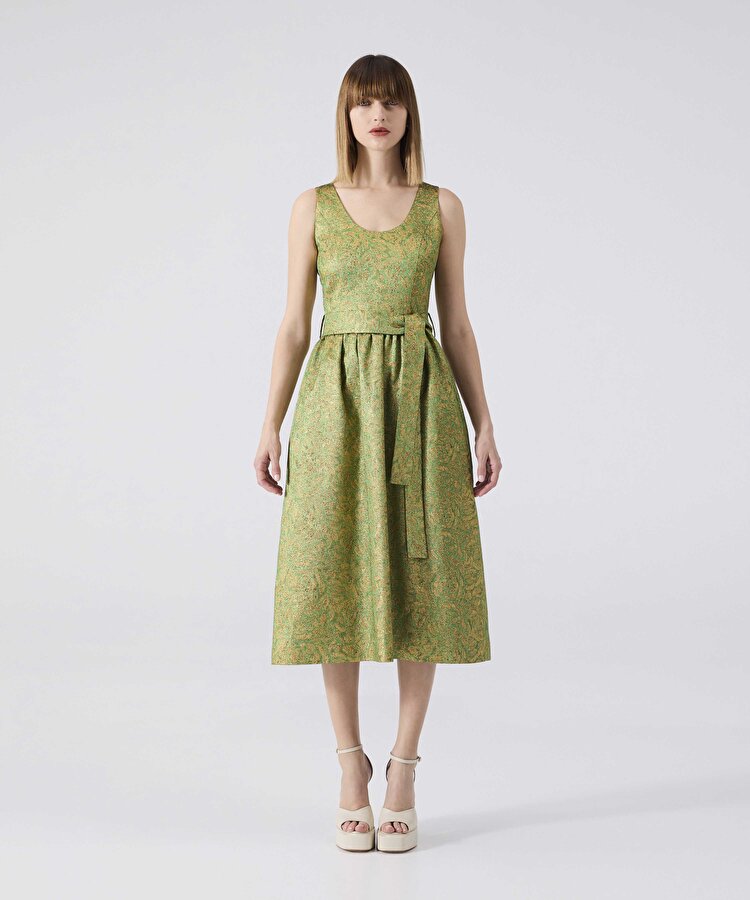 Jakarlı midi elbise