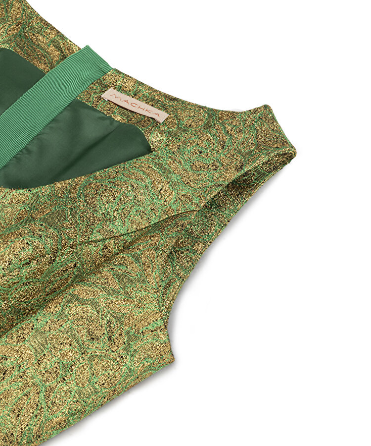 Jakarlı midi elbise