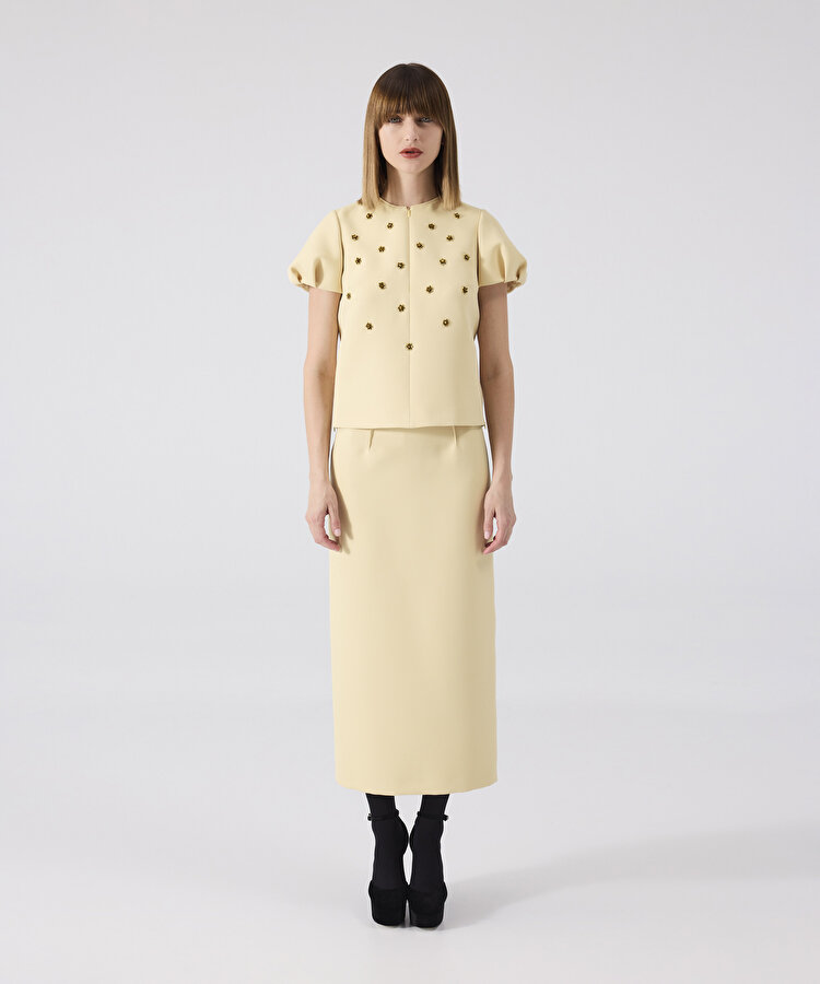 İşlemeli balon kol bluz