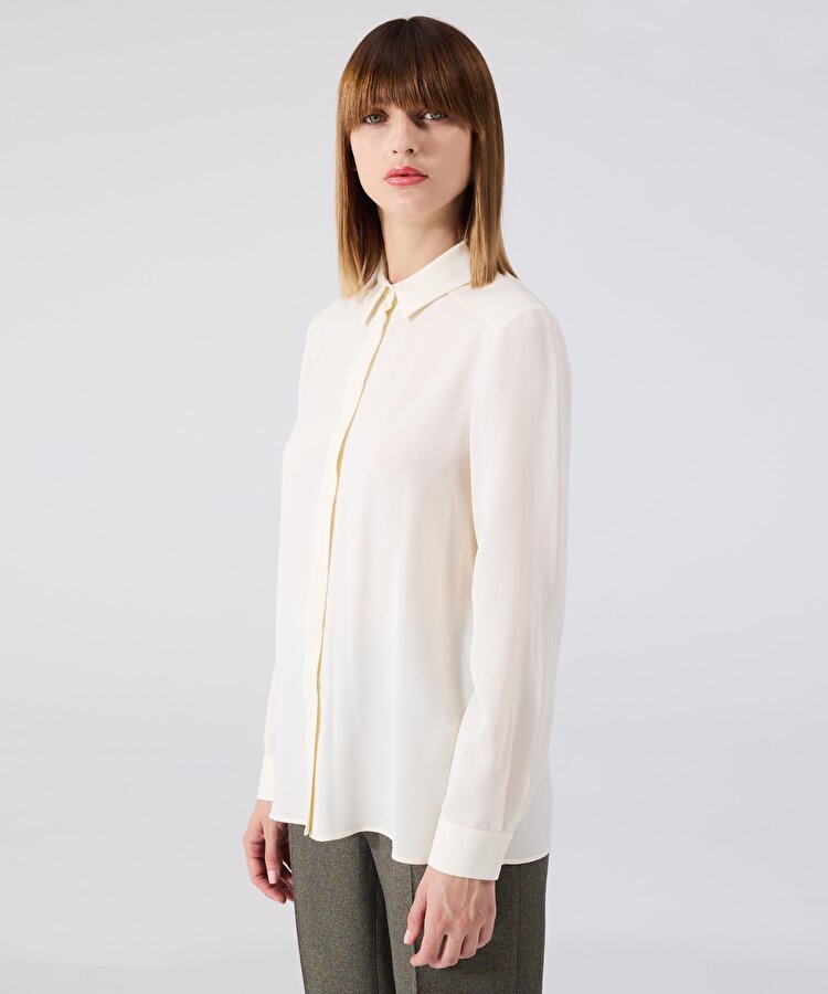 İpek gömlek