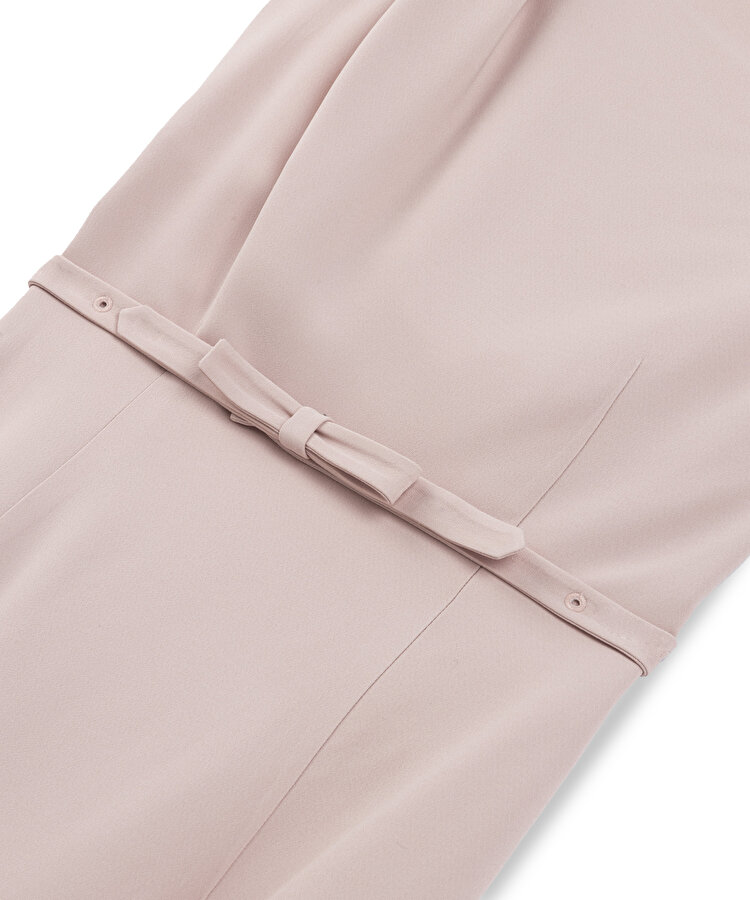 FİYONKLU KAYIK YAKA ELBİSE