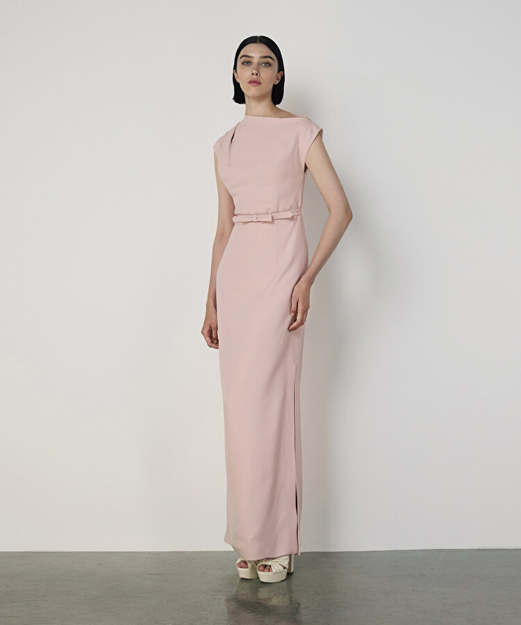 FİYONKLU KAYIK YAKA ELBİSE