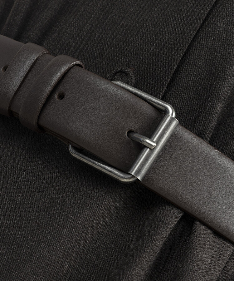 YÜNLÜ GÖMLEK YAKA ELBİSE