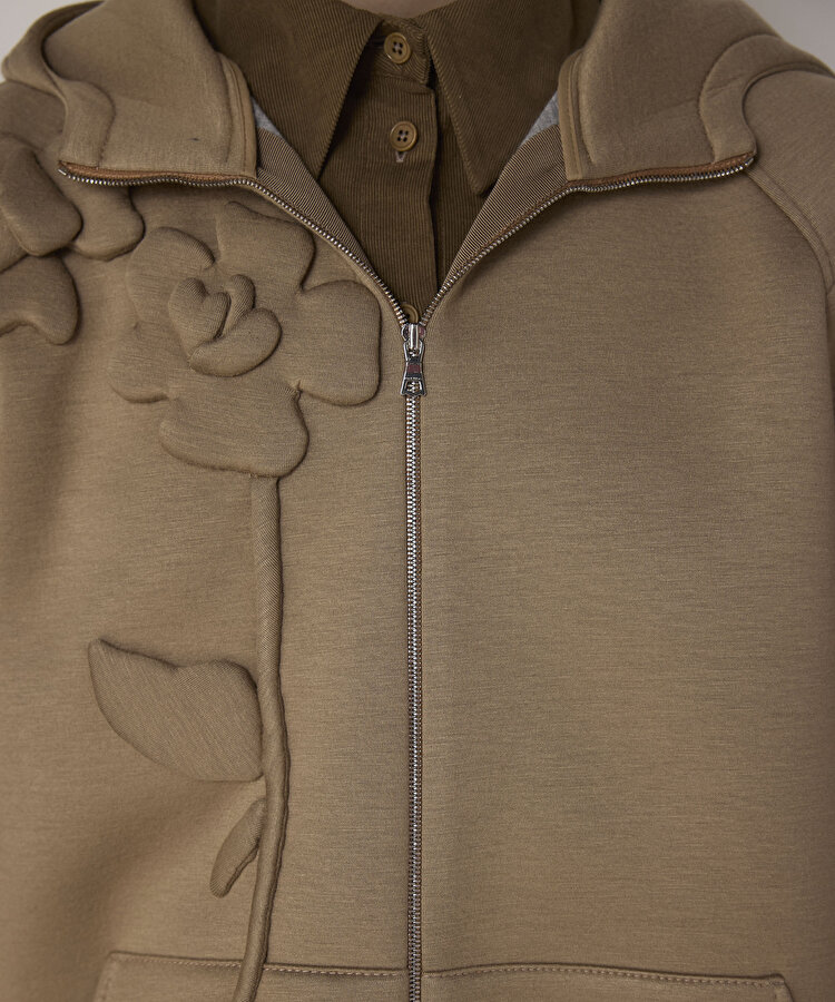 ÇİÇEK APLİKELİ SWEATSHIRT