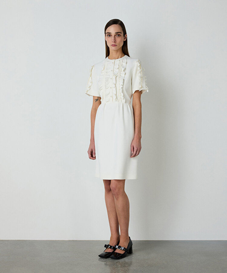 Fırfır şeritli elbise