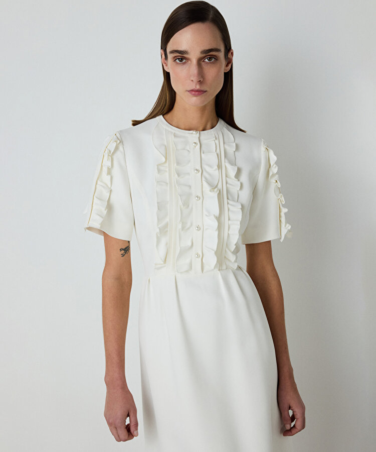 Fırfır şeritli elbise