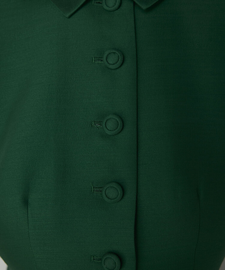 Düğme aksesuarlı elbise