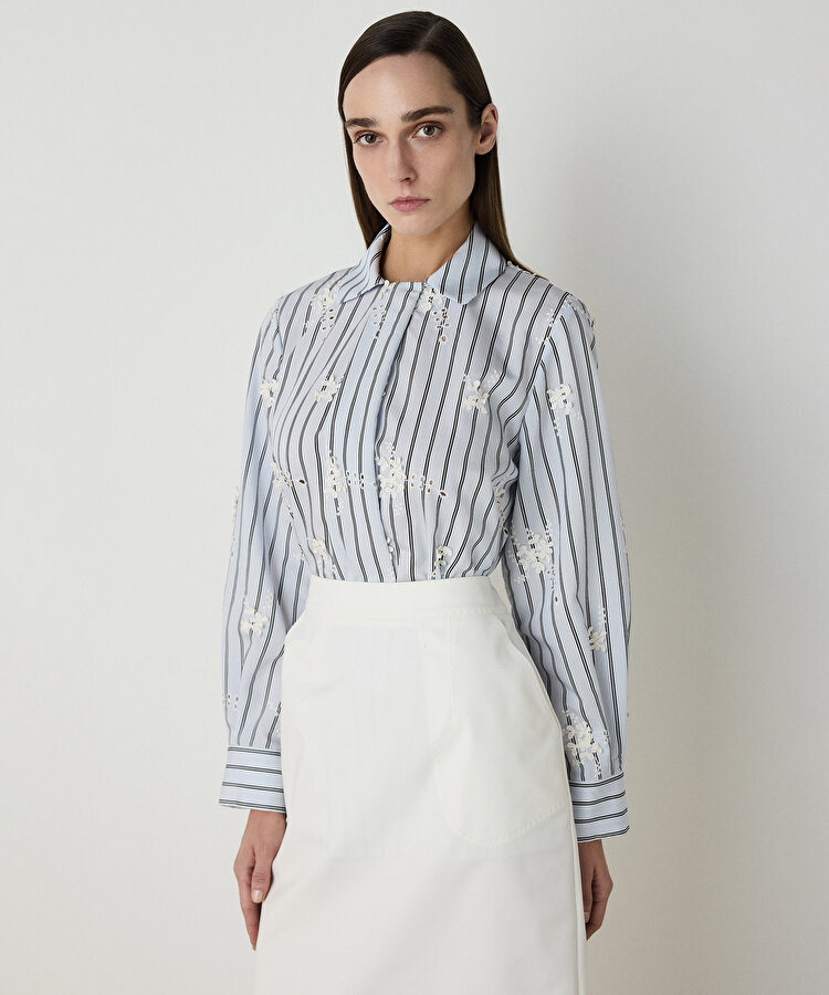 Yırtmaçlı kalem etek