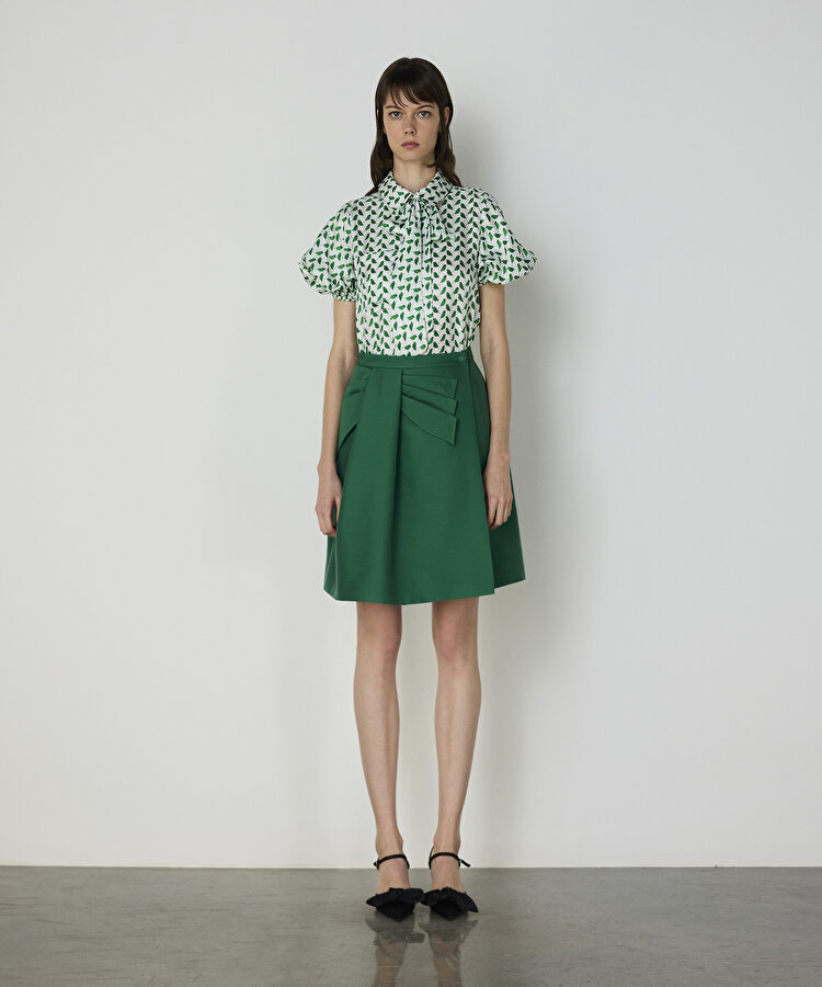 Asimetrik fiyonklu etek