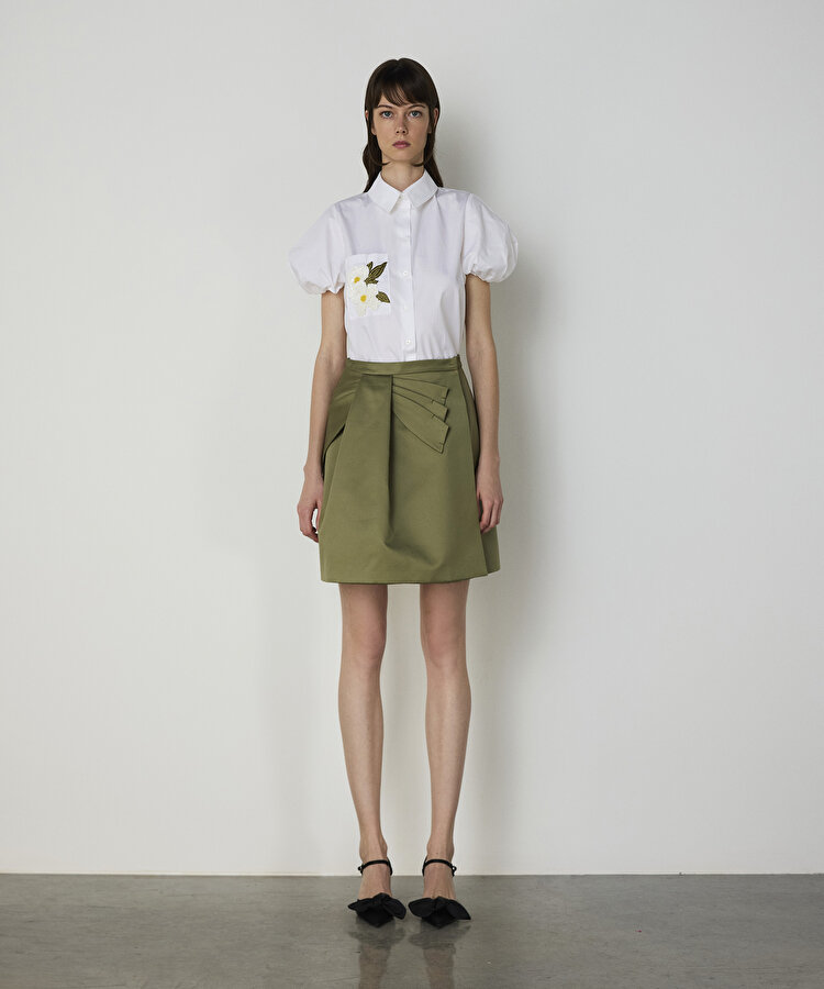 Asimetrik fiyonklu mini etek