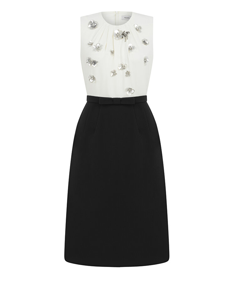 İŞLEMELİ COLORBLOCK ELBİSE