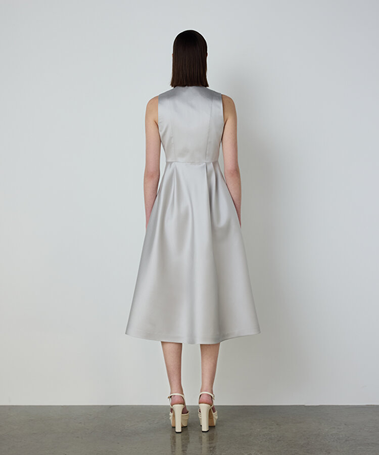 İŞLEMELİ MİKADO ELBİSE