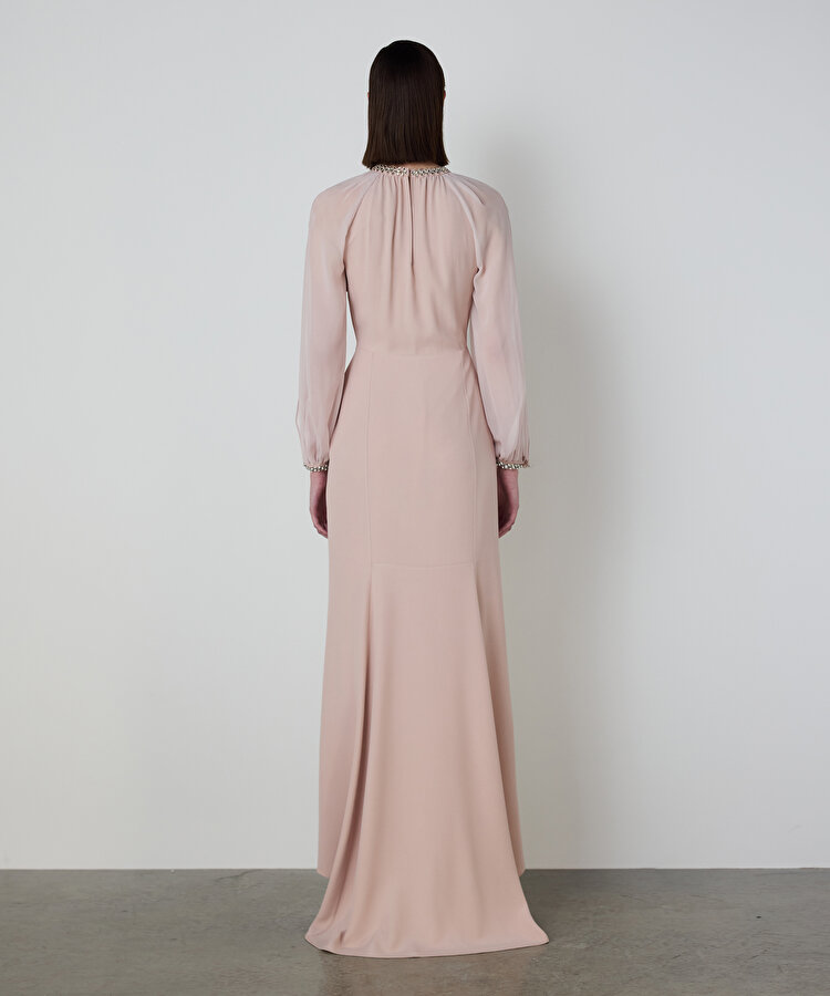 İŞLEMELİ MAKSİ ELBİSE