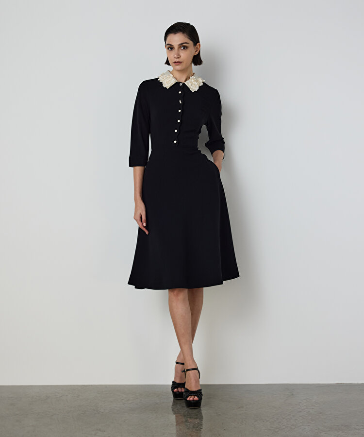 KONTRAST YAKA ELBİSE