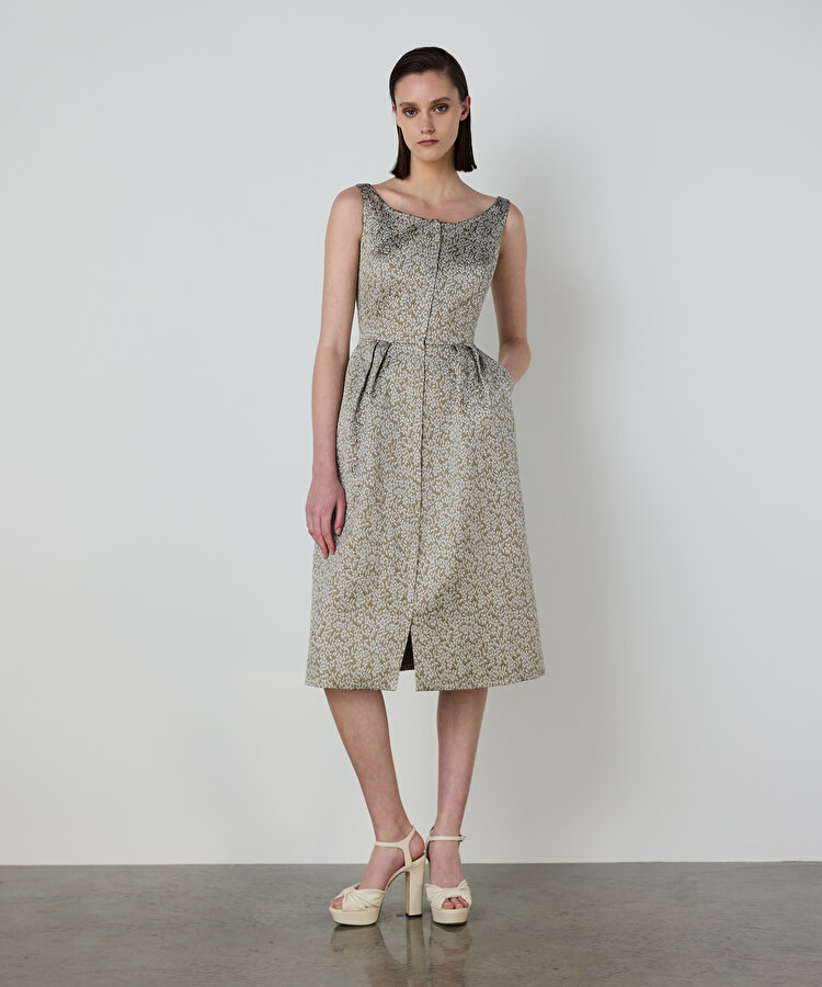 ÇİÇEK JAKARLI PİLELİ ELBİSE