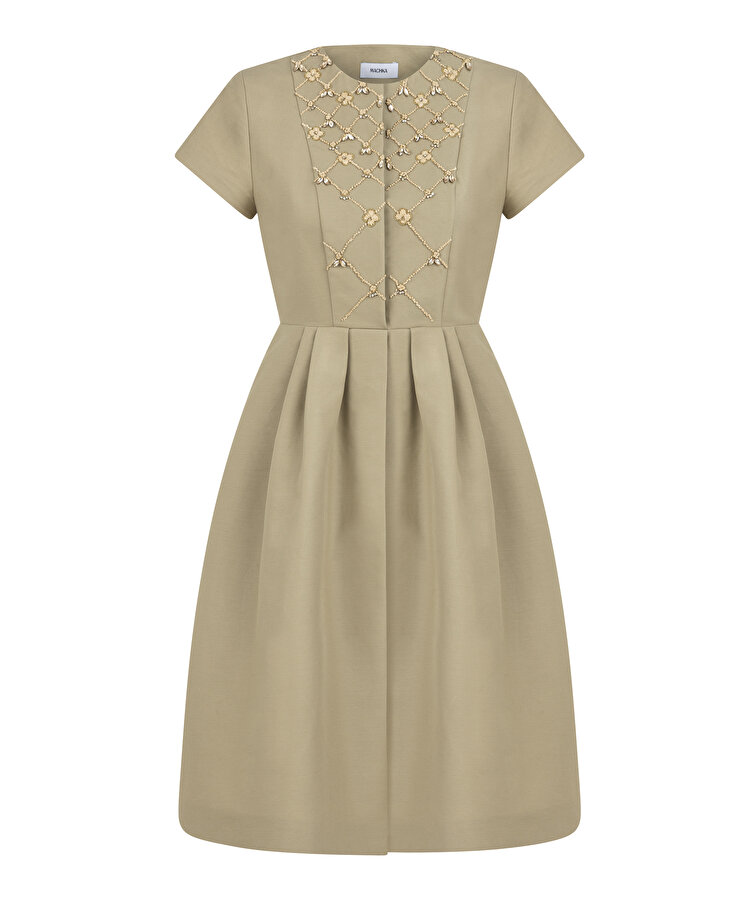 İŞLEMELİ PİLELİ ELBİSE