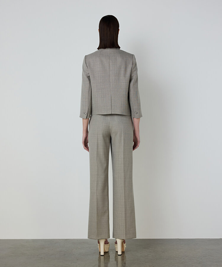 GENİŞ YAKALI YÜN CEKET