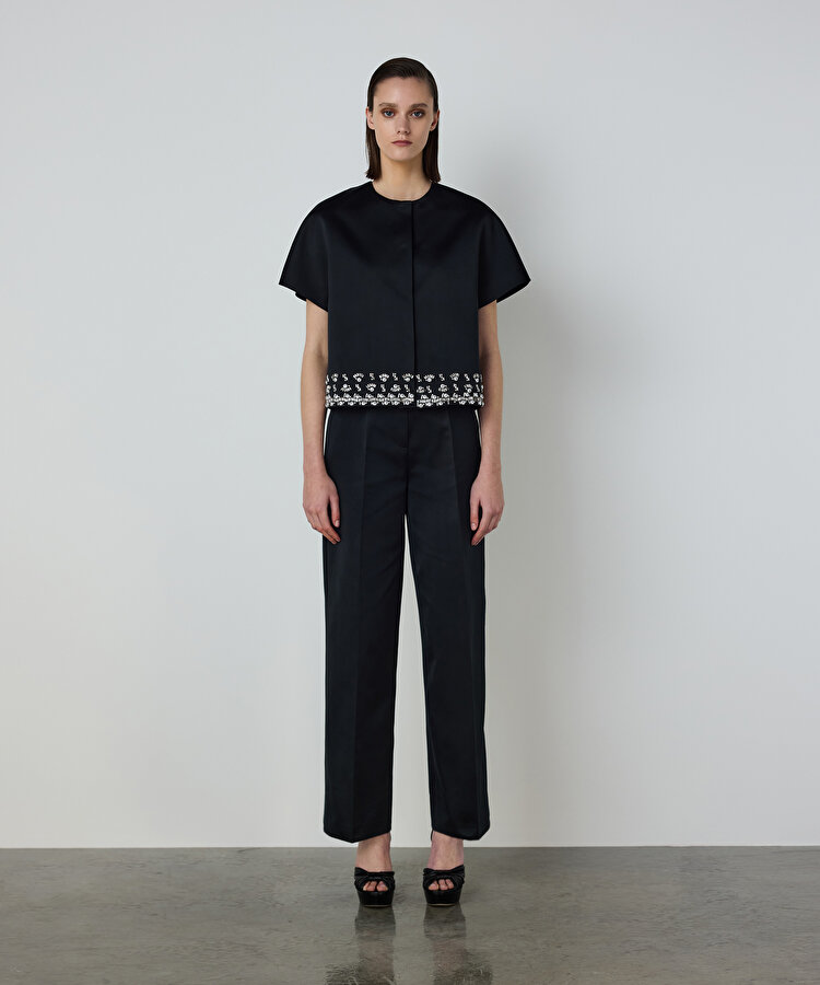 İNCİ VE STRASS TAŞ İŞLEMELİ CEKET