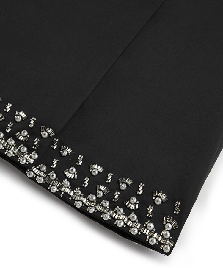 İNCİ VE STRASS TAŞ İŞLEMELİ CEKET