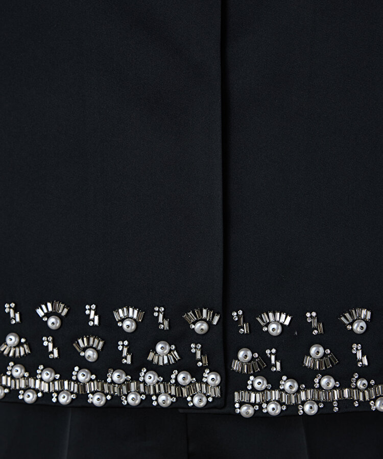 İNCİ VE STRASS TAŞ İŞLEMELİ CEKET