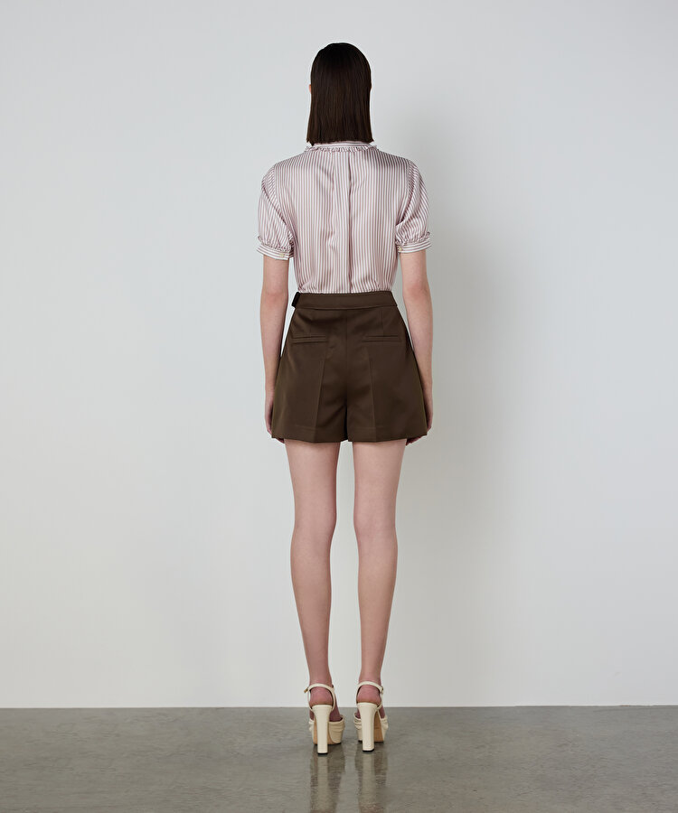 FİYONKLU SATEN DÜŞES ŞORT