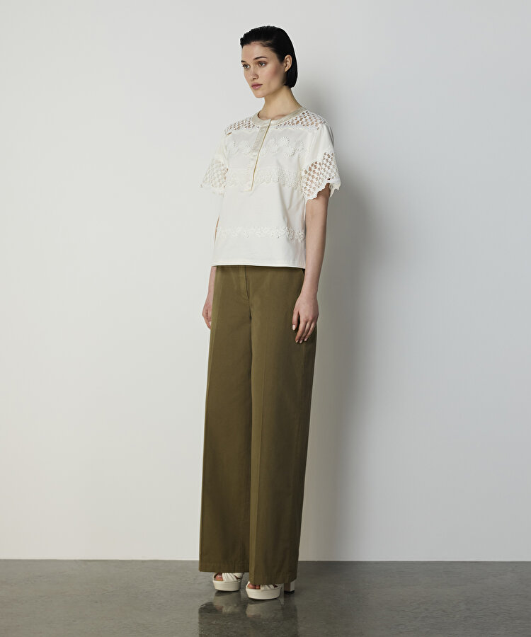 FİSTO ÇİÇEK APLİKELİ TİŞÖRT