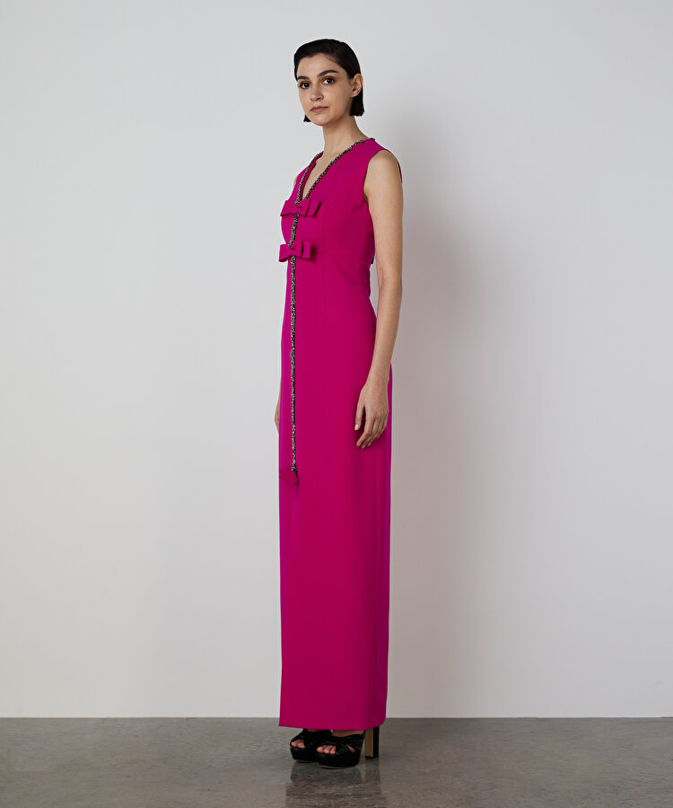 FİYONK APLİKELİ VE İŞLEMELİ ELBİSE