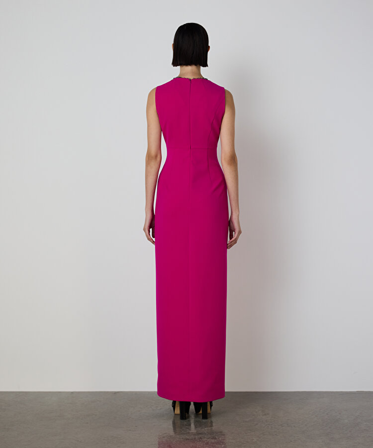 FİYONK APLİKELİ VE İŞLEMELİ ELBİSE