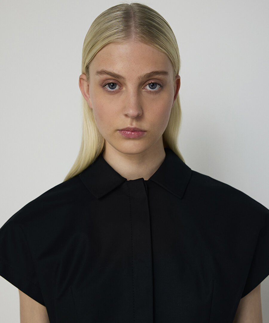 KEMERLİ GÖMLEK YAKA ELBİSE