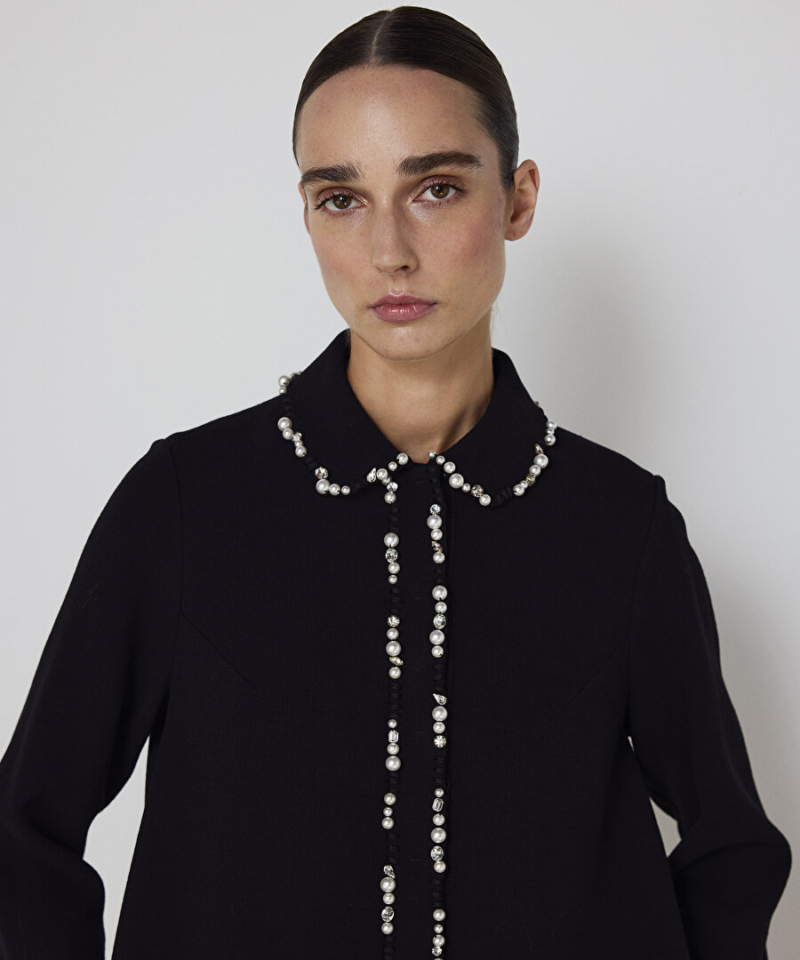 İŞLEMELİ YÜN ELBİSE