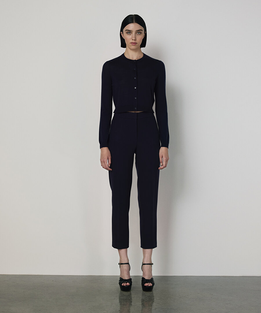 BASIC YÜN TRİKO HIRKA