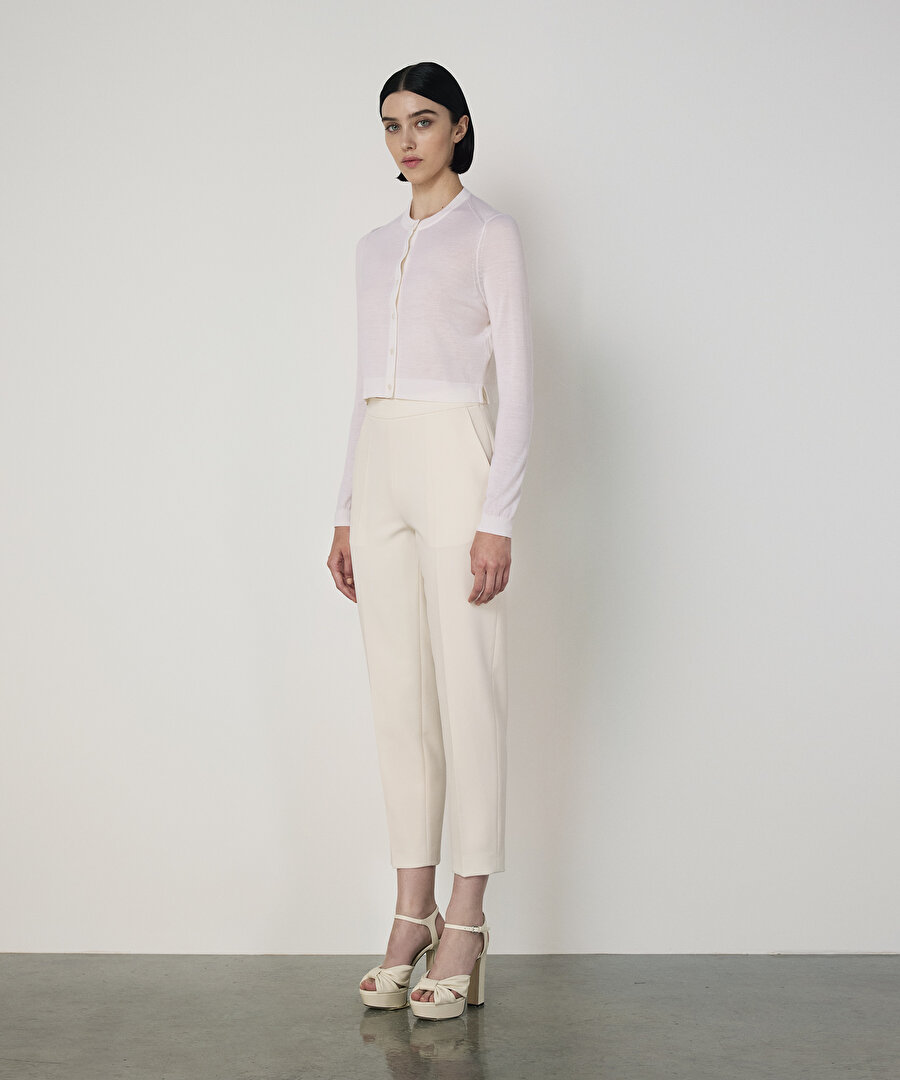 BASIC YÜN TRİKO HIRKA