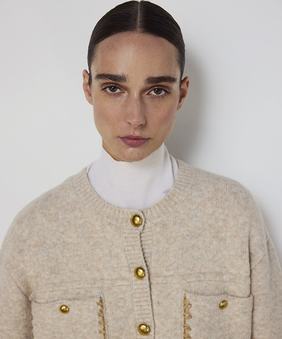 KONTRAST NAKIŞLI TRİKO HIRKA