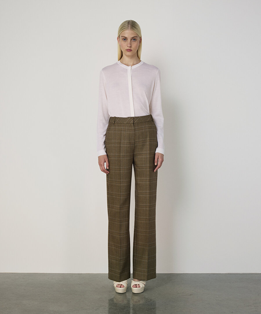 BASIC YÜN TRİKO HIRKA