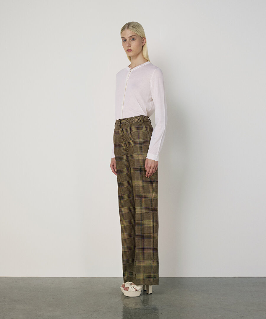 BASIC YÜN TRİKO HIRKA