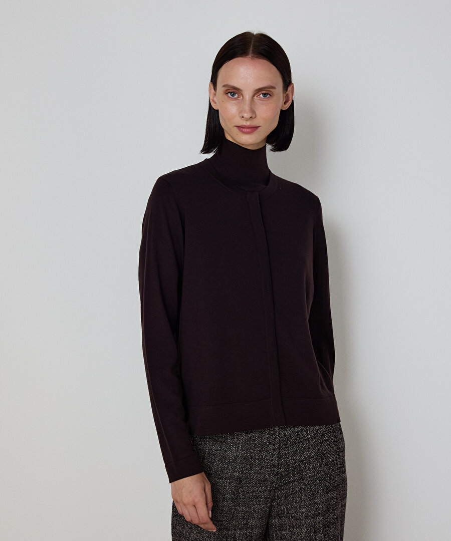 BASIC YÜN TRİKO HIRKA