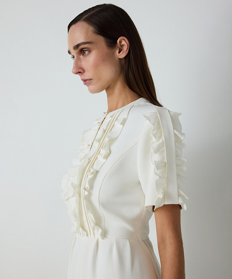 Fırfır şeritli elbise